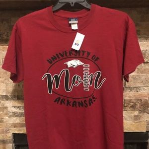 University of Arkansas mom tee brand new